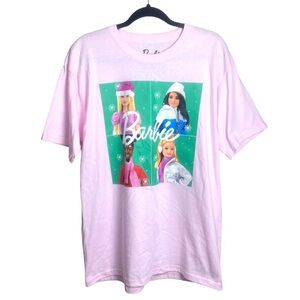 Barbie Pink Winter Snow  Holiday Christmas Theme Top Tee T-shirt Size Large.